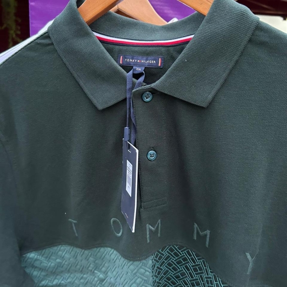 TOMMY HILFIGER T-shirt - Picture 3 of 8